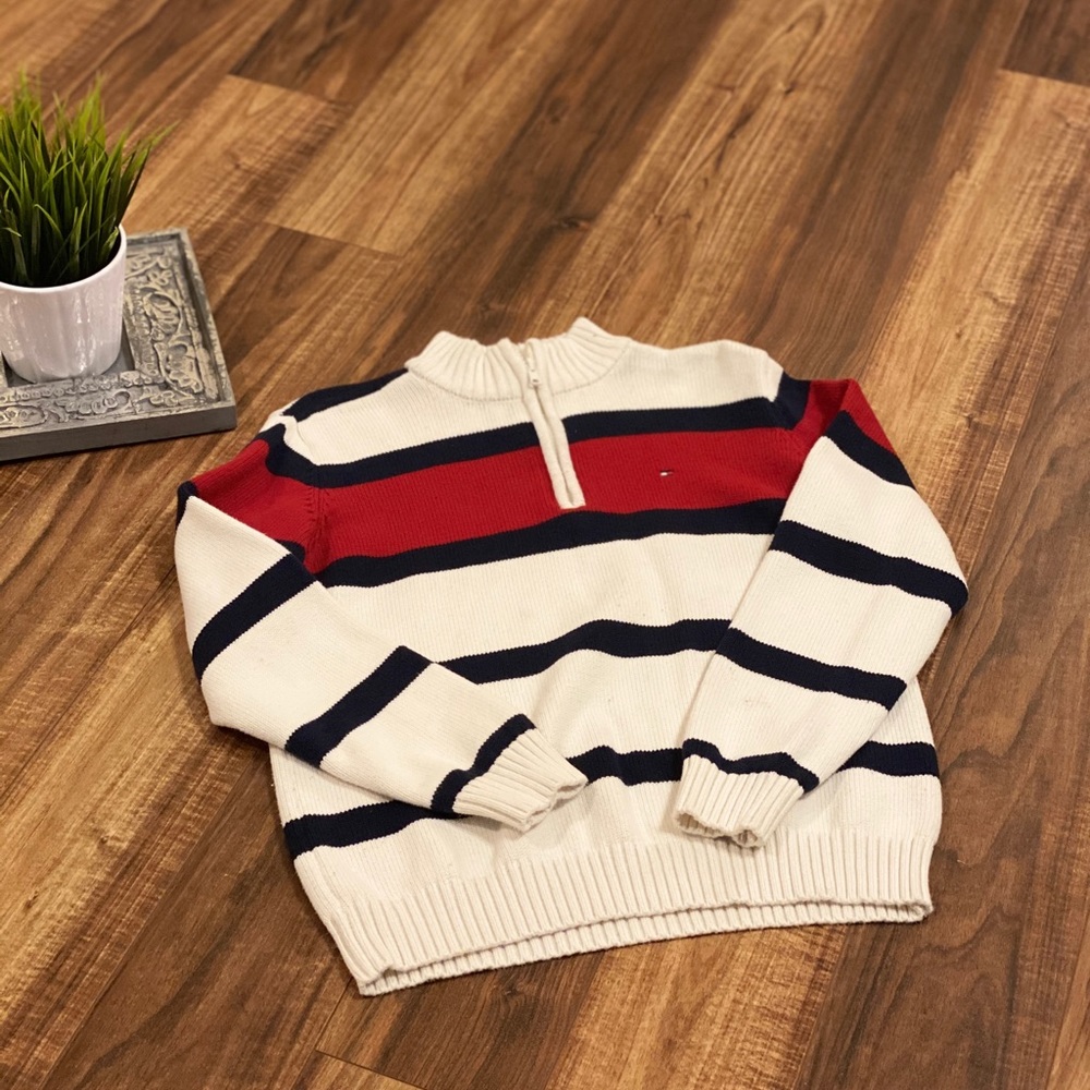 ‼️SOLD‼️Tommy Hilfiger size (8/10) boy